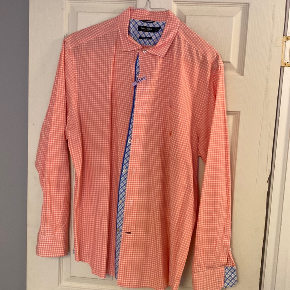 Men’s Nautica button-down extra large
